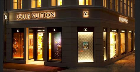 louis vuitton europe buy online|christian louis vuitton store.